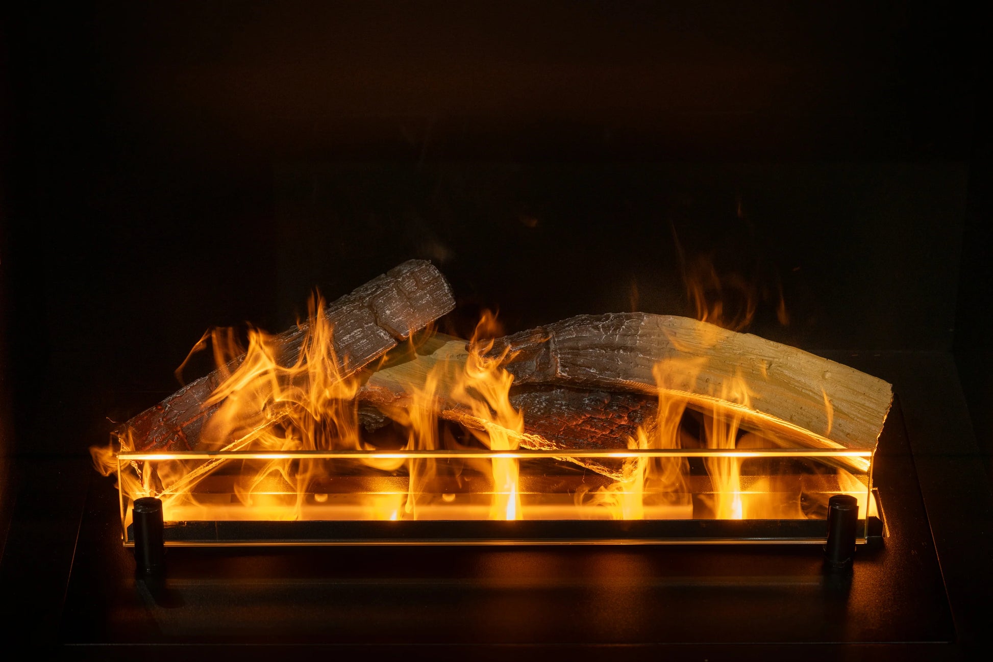 Planika Misty – EL-peis med vanndamp med LED-flammer